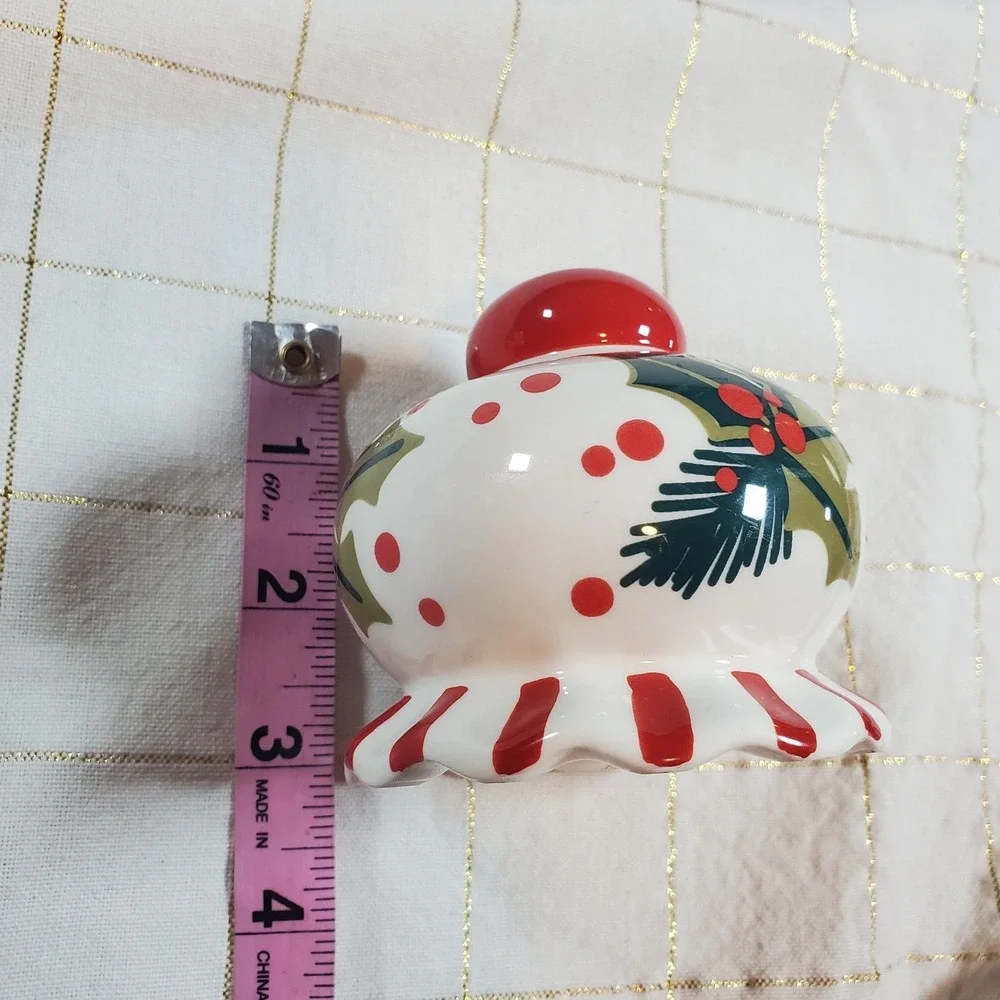 Cotton Colors By Laura‎ Johnson Christmas Holly Ruffle Salt & Pepper Shakers NWT